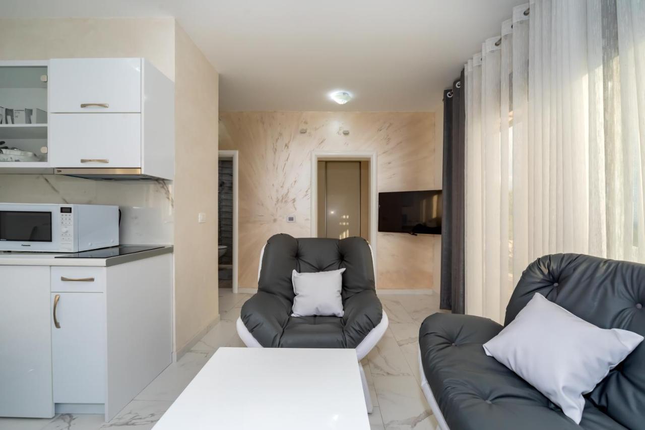 Kaom Lux Apartment Dobra Voda Ngoại thất bức ảnh