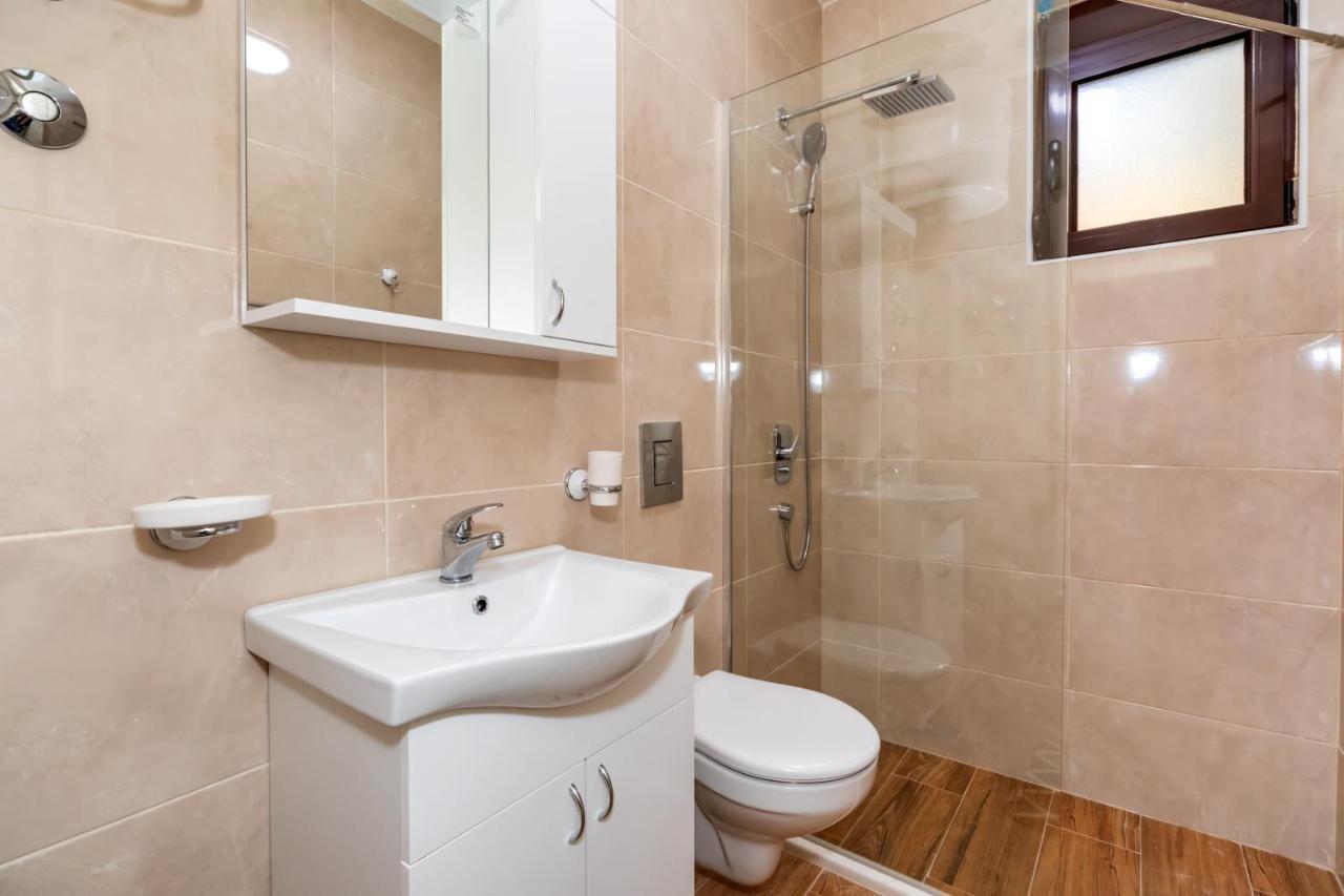 Kaom Lux Apartment Dobra Voda Ngoại thất bức ảnh