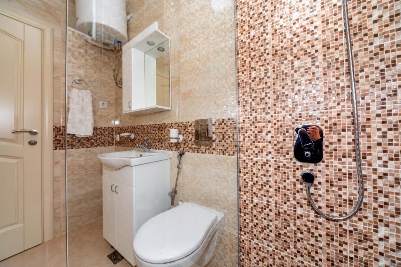 Kaom Lux Apartment Dobra Voda Ngoại thất bức ảnh